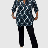 Noor – T-shirt with Graphic Print