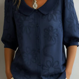Martina – Elegant Blouse with Delicate Floral Pattern