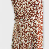 Gita - Letní boho maxi šaty bez rukávů s květinovým designem