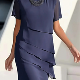 Petra – Elegantní vrstvené šaty s ladným splýváním