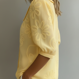 Martina – Elegant Blouse with Delicate Floral Pattern