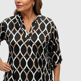 Noor – T-shirt with Graphic Print